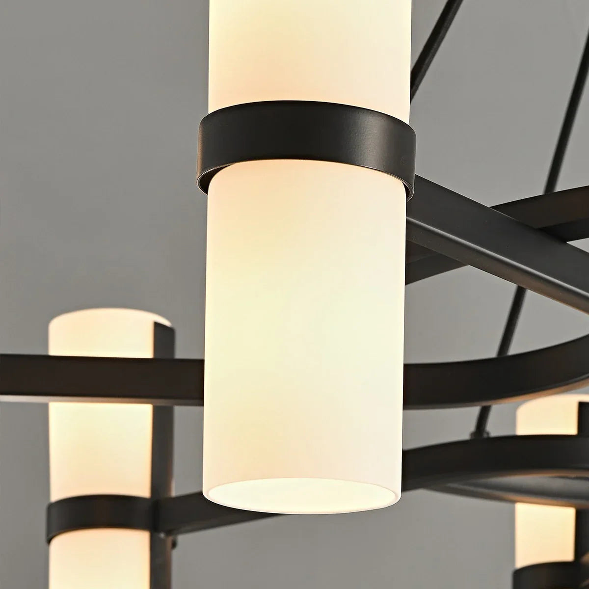 flairel Nordic Creative Multi-Headed Round Chandelier