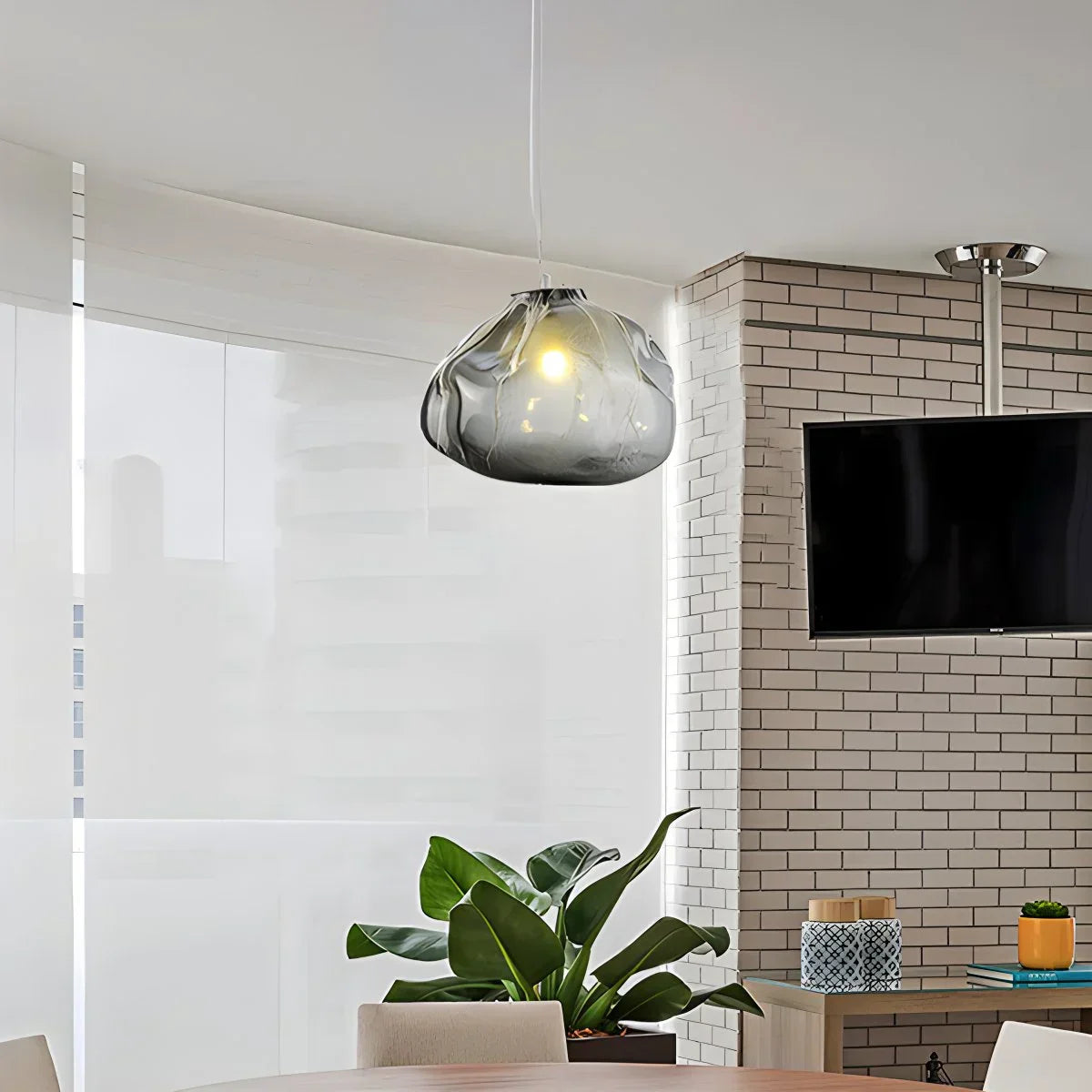 flairel Light Luxury Cloud Shape Glass Pendant Light