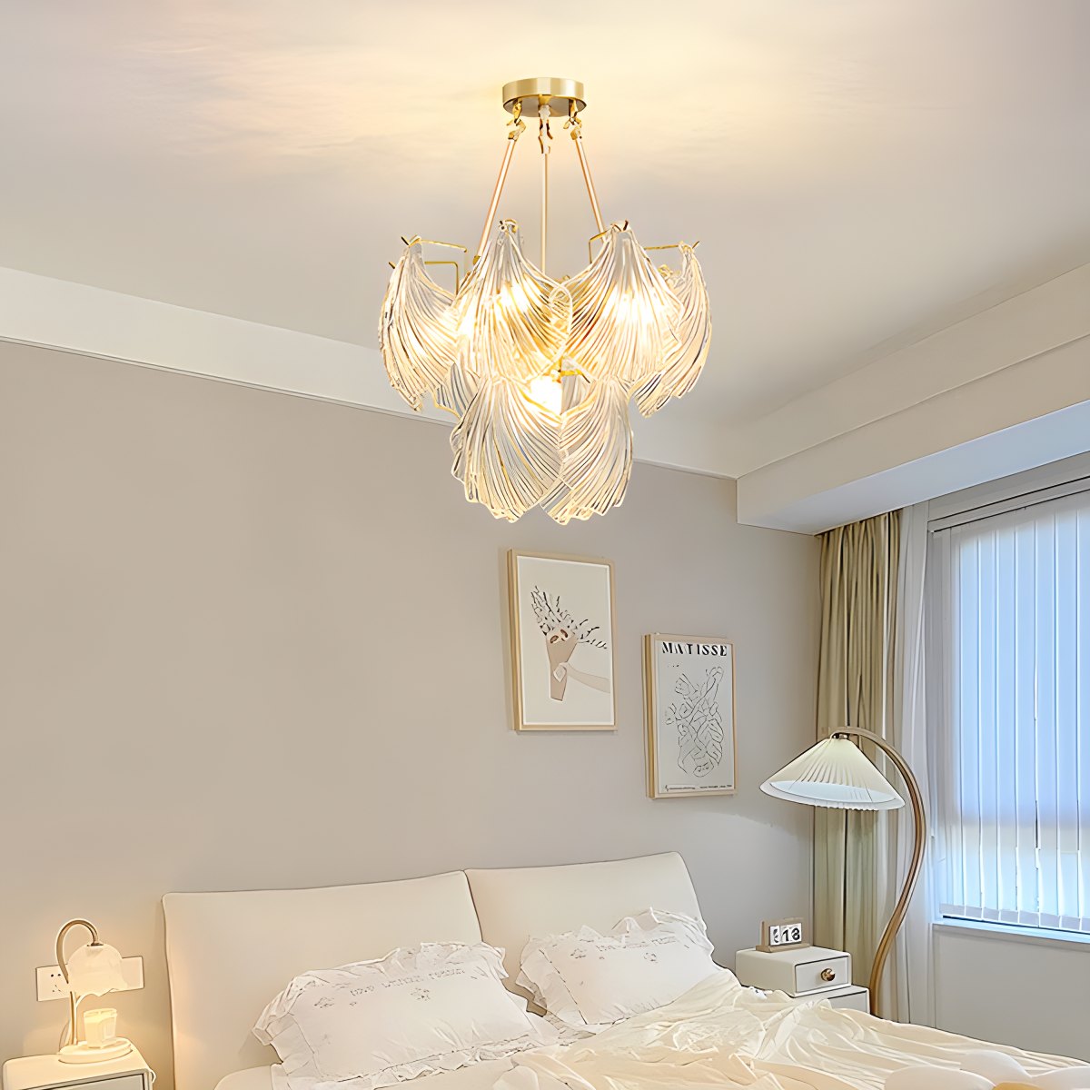 flairel Vintage Rowan Glass Shell Chandelier