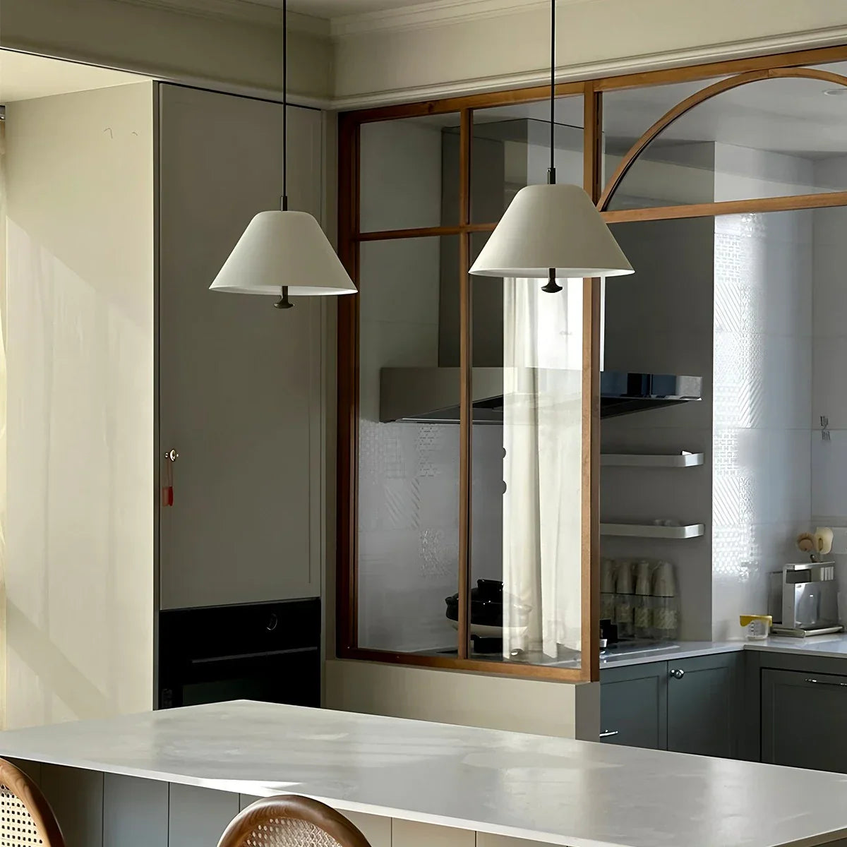 flairel Minimalist Pendant Lamp for Dining Room