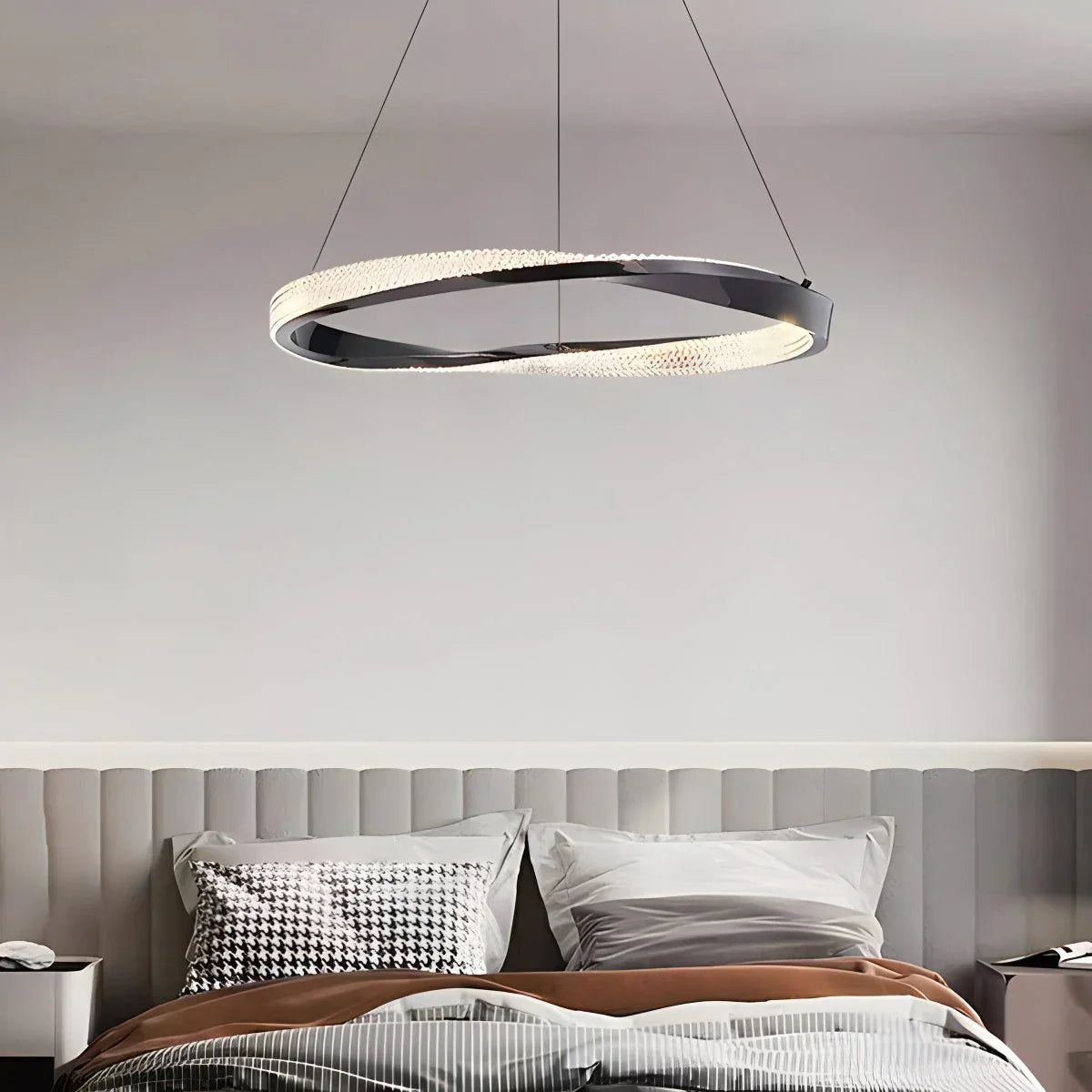 flairel Modern Simple Mobius Circle Chandelier