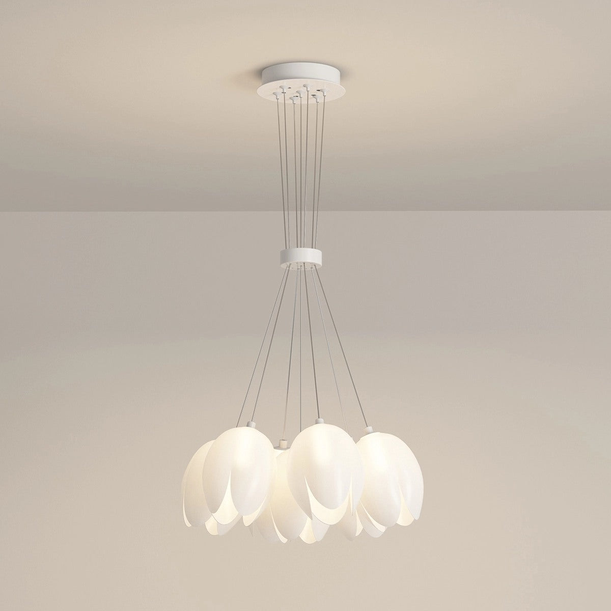 flairel French Tulip Flower & Ball Chandelier