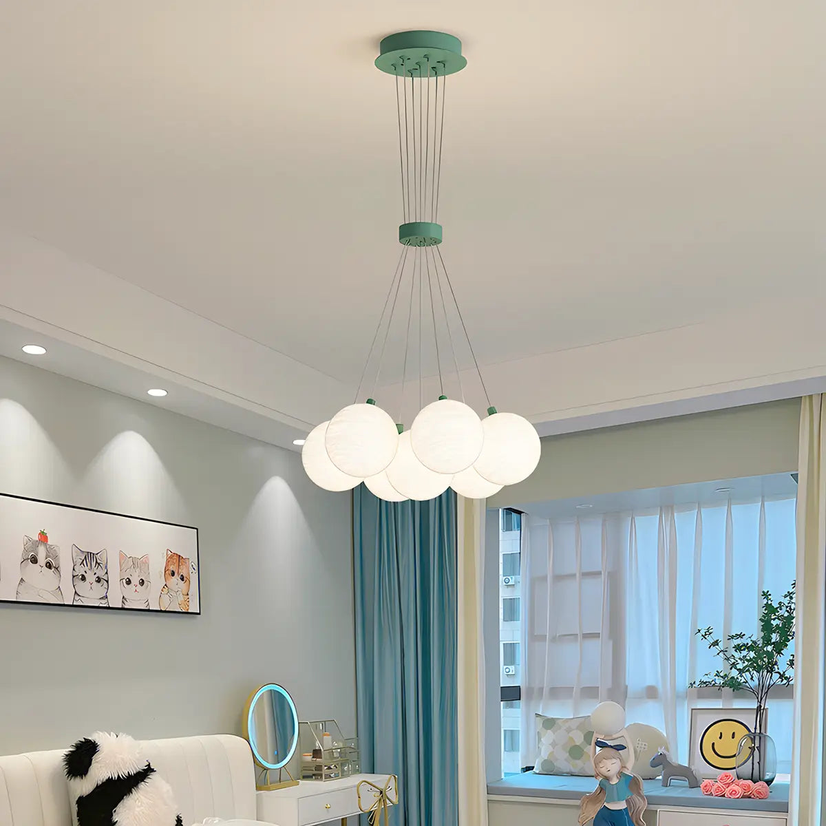 flairel French Tulip Flower & Ball Chandelier