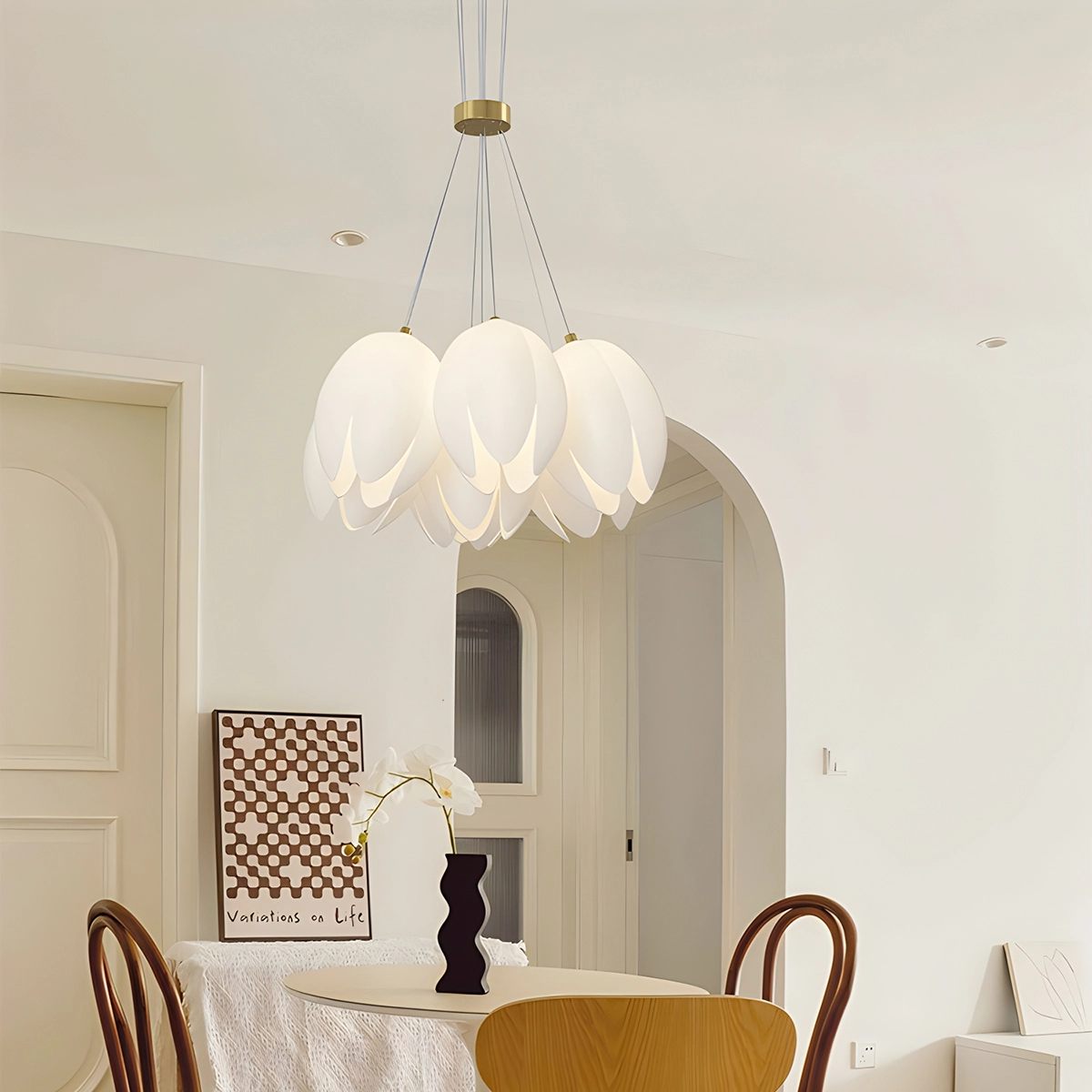 flairel French Tulip Flower & Ball Chandelier